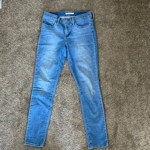 Levi’s 311 shaping jeans